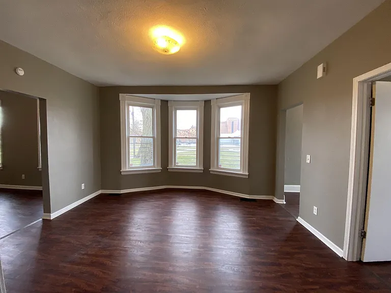 2273 Mayville Pl — Photo 5