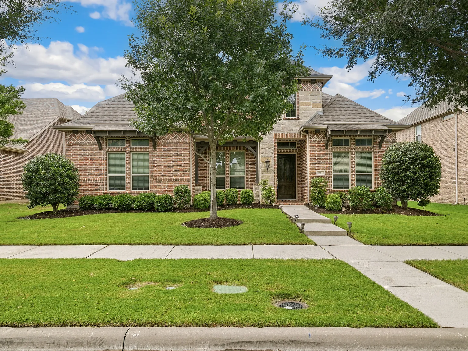 4 bed, 3417 sqft, $4,095 — Photo 3