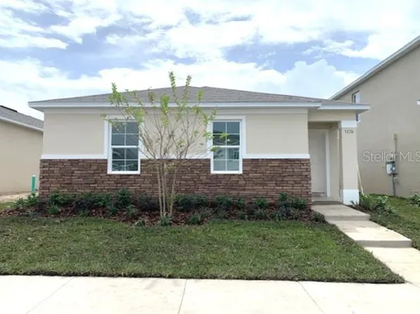 5276 Flameleaf St, Apopka, FL 32712