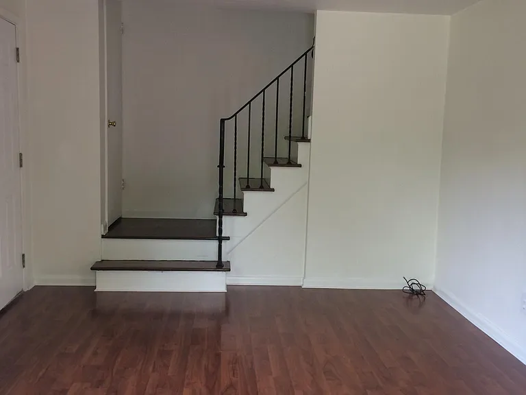 703 Vallevista Ave — Photo 7