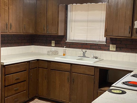 4th image of 3341 Tareyton Dr