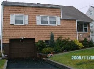 91 Brandywine Rd, Fords, NJ 08863