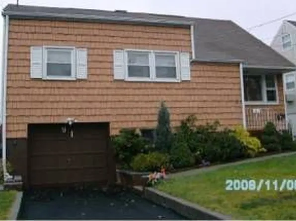 91 Brandywine Rd, Fords, NJ 08863