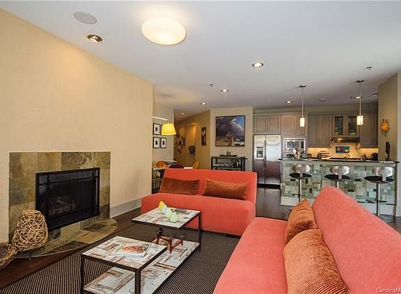 5th image of 21 Battery Park Ave APT 306