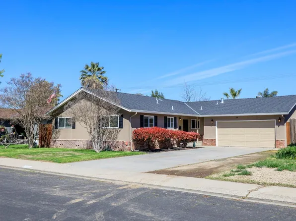 2105 Moran Ave, Modesto, CA 95354