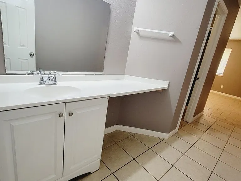 8607 Crystal Cove Cir — Photo 14
