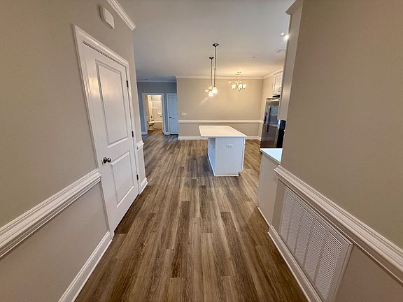 3rd image of 188 Gallery Dr Unit 201