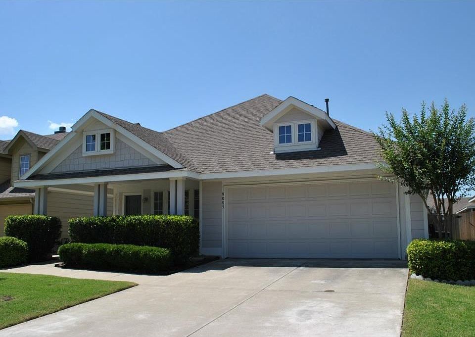 1st image of 9805 Hedge Bell Dr