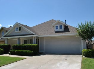 9805 Hedge Bell Dr, McKinney, TX 75072