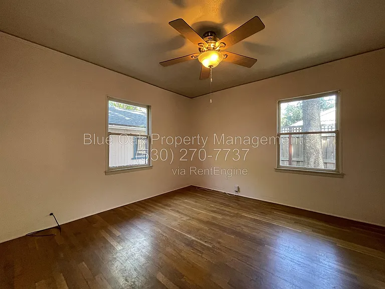 396 E 1st Ave — Photo 7