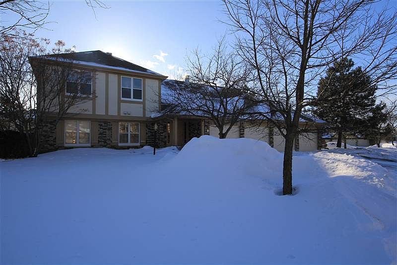 1st image of 187 Bluewater Ln