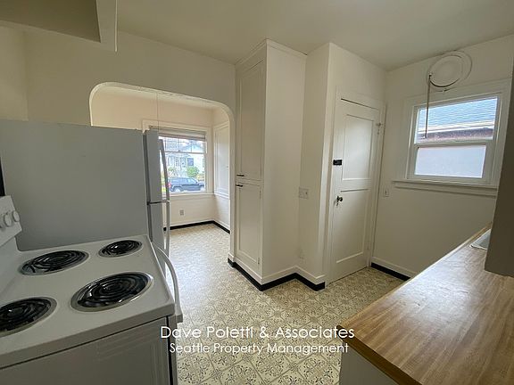 5th image of 8310 10th Ave NW