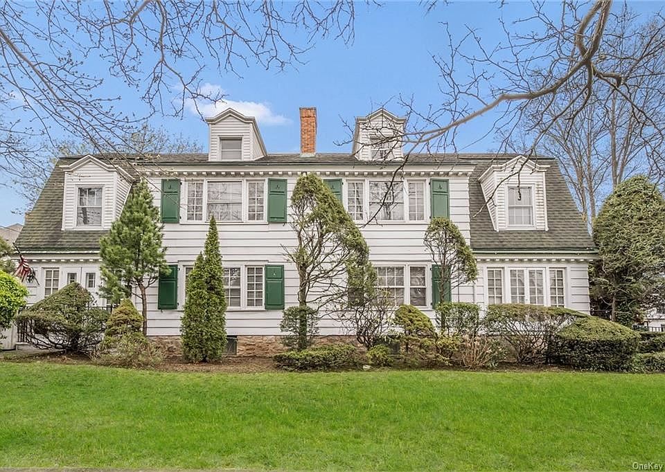 1st image of 183 Park Ave E