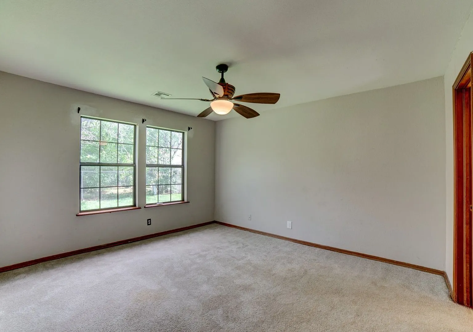 Fantastic Broken Arrow property now up for rent — Photo 4