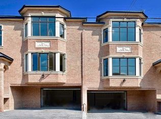 415 4th St, Palisades Park, NJ 07650