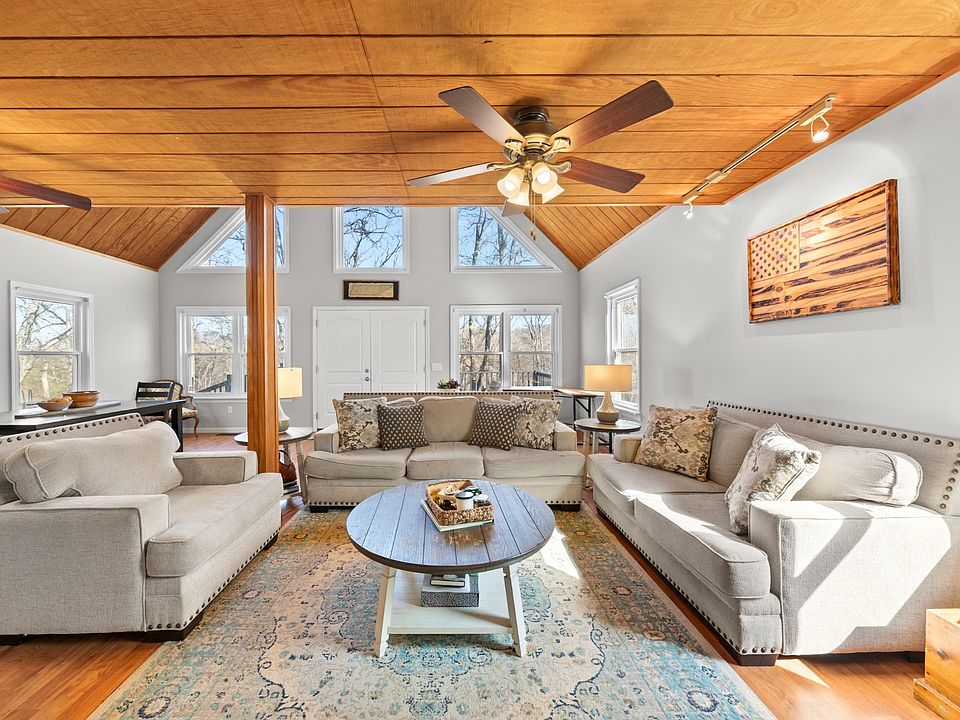 1st image of 3420 Clear Creek Rd