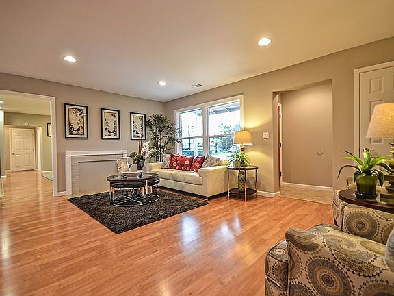 3rd image of 14513 Homerite Dr