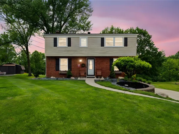 1369 Foxwood Dr, Monroeville, PA 15146