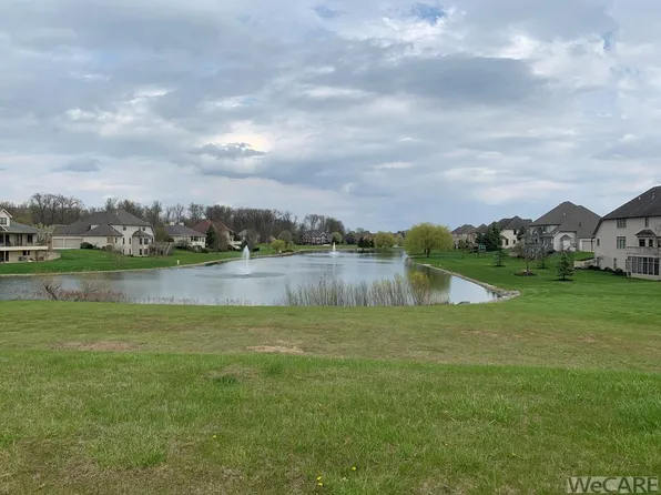 Indian Hill Dr, Lima, OH 45806
