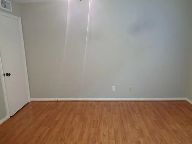 2225 Mimosa Dr #4 — Photo 10