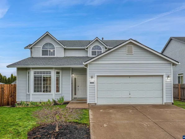 2737 Citadel St, Woodburn, OR 97071