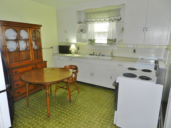 5th image of 1105 NW Branch Street