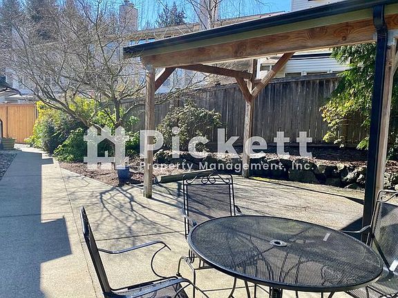 2nd image of 4679 NW Walgren Dr APT D