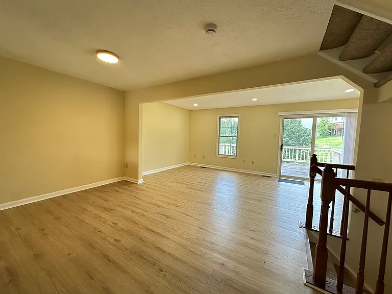 7958 Brightmeadow Ct — Photo 6