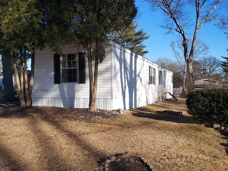 1st image of 70 Timber Ln
