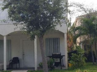 211 N D St, Lake Worth, FL 33460