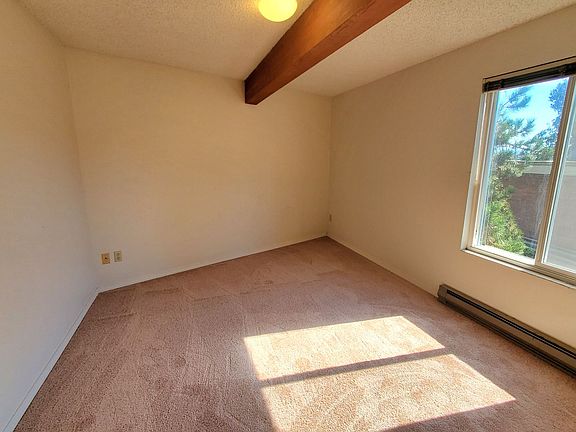 5th image of 5325 Ravenna Pl NE #4