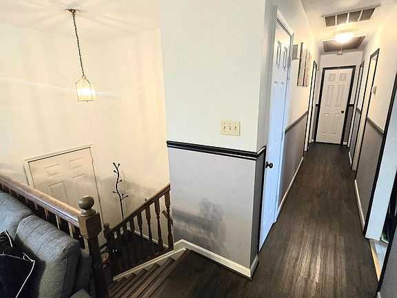 4th image of 6918 Maplewood Dr