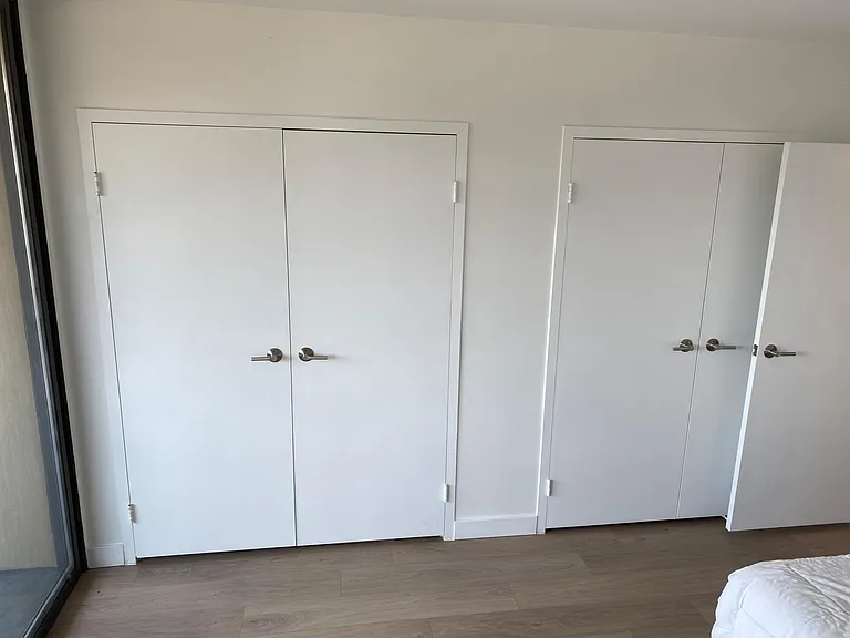 400 Madison St #403 — Photo 16