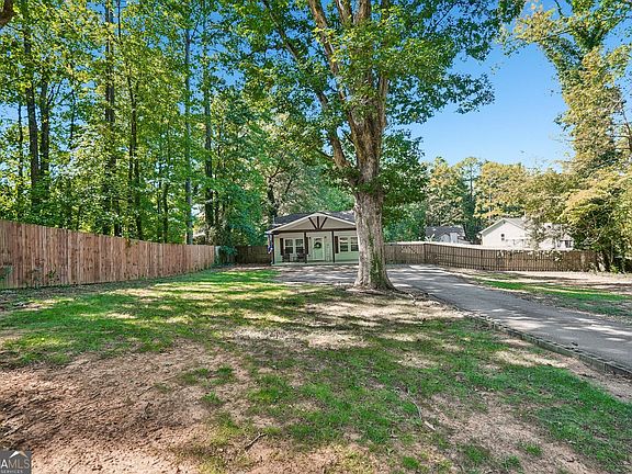 2nd image of 6330 Pisgah Rd