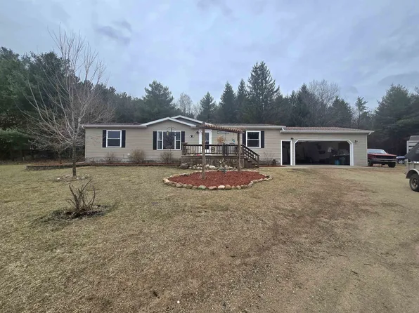 W4506 County Rd, Wild Rose, WI 54984