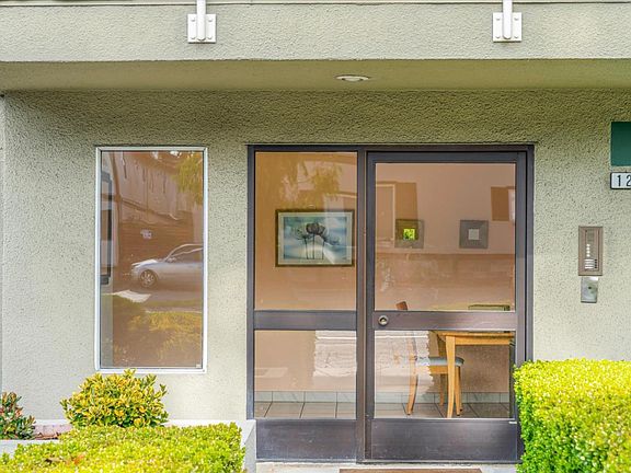 3rd image of 1216 El Camino Real