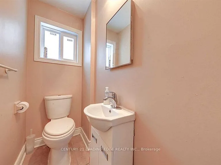 45 Burkwood Cres — Photo 14