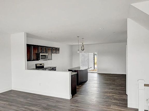 5th image of 119 Despina Dr