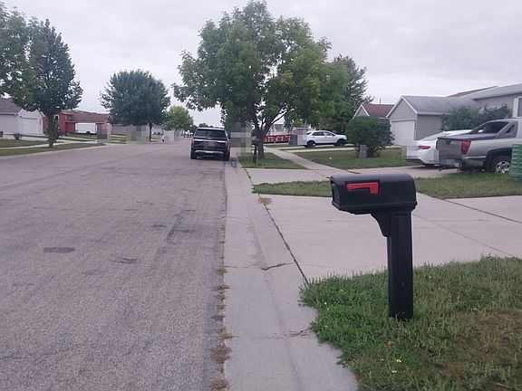 4th image of 3611 34th St S