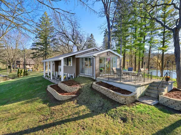 N7729 Alden STREET, Whitewater, WI 53190