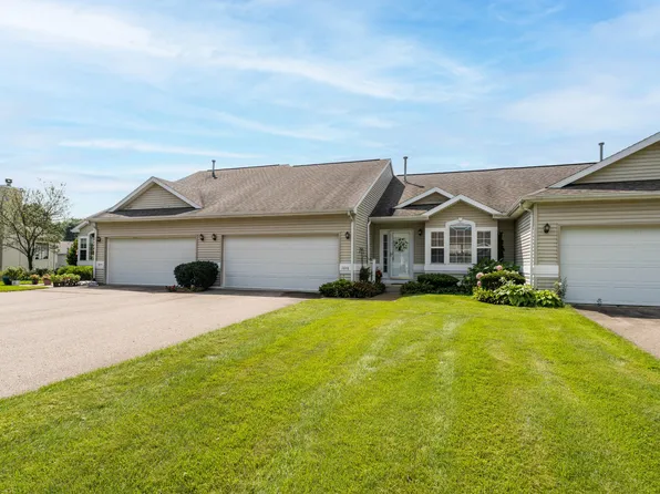 1848 Quail Cove Dr, Kalamazoo, MI 49009