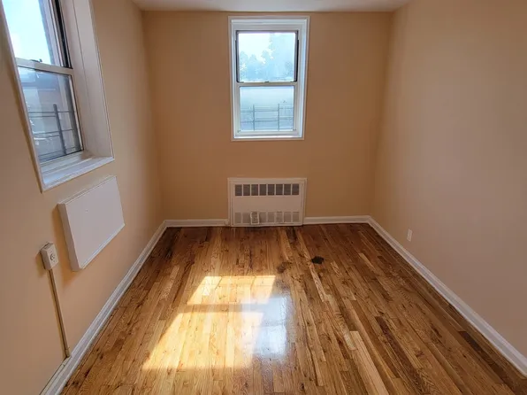 1730 East 14th Street 3F image 5 of 6