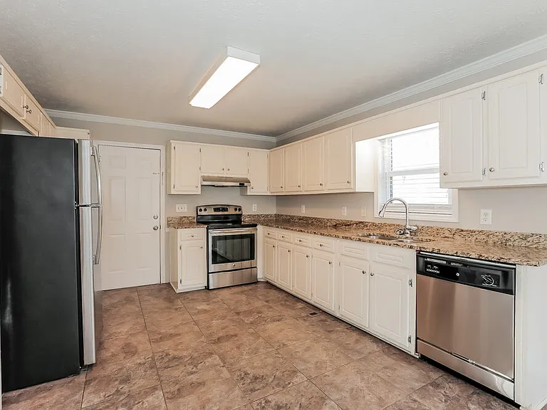 3122 Watson Mill Dr — Photo 6
