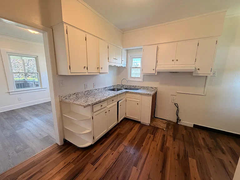 1546 Gould Rd — Photo 15