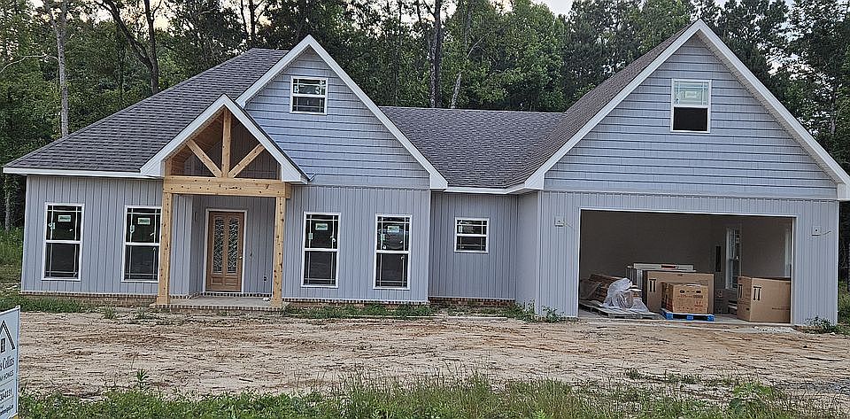 1st image of 119 Redwood Dr