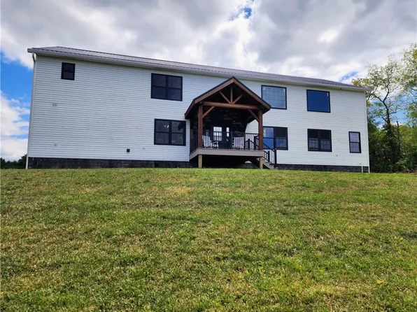 8970 Frazeysburg Rd, Dresden, OH 43821