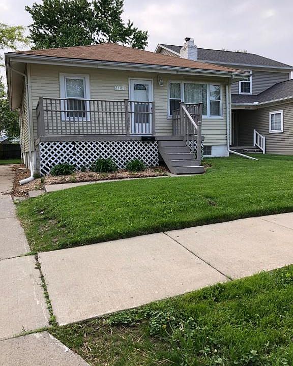 1st image of 23105 Elaine St