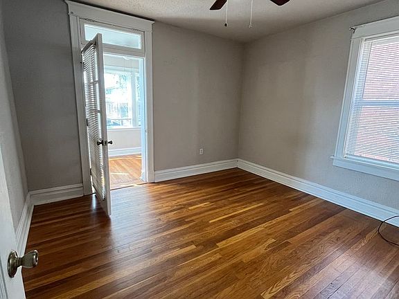 4th image of 5000 Lindenwood Ave #47