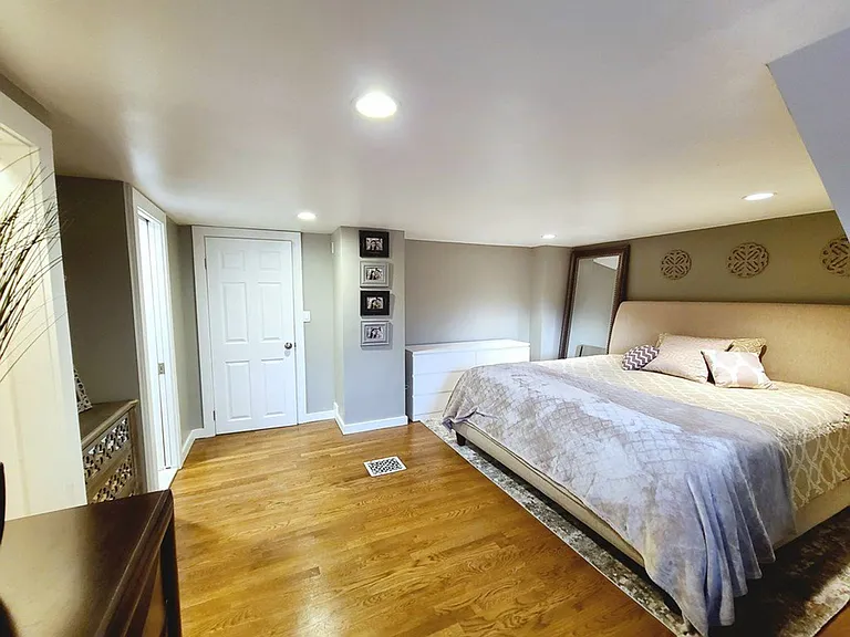 25 Burdette Ave — Photo 9