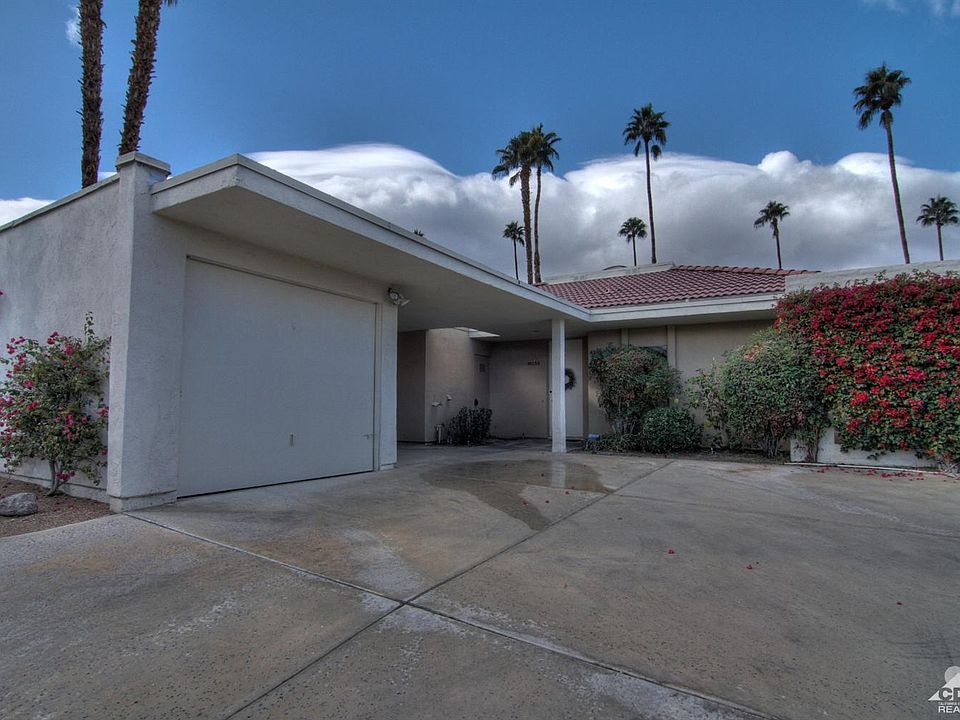 2nd image of 46335 Burroweed Ln